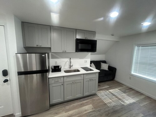Loft Apartment by the River Fort Edward (A)
