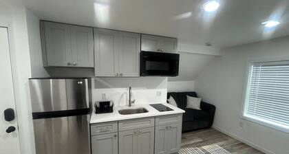Loft Apartment by the River Fort Edward (A)