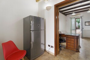 Interior - Holiday Home "Dimora Collina 1" with Wi-Fi and Air Conditioning (Sannicola)