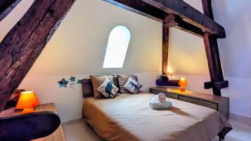 2 slaapkamers, een strijkplank/strijkijzer, wifi, beddengoed
