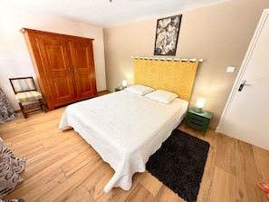 Unclassified image, 3 of 15, button - Les Grands Arbres ★ Comfort, space, and nature near Aurillac (Arpajon sur Cere)