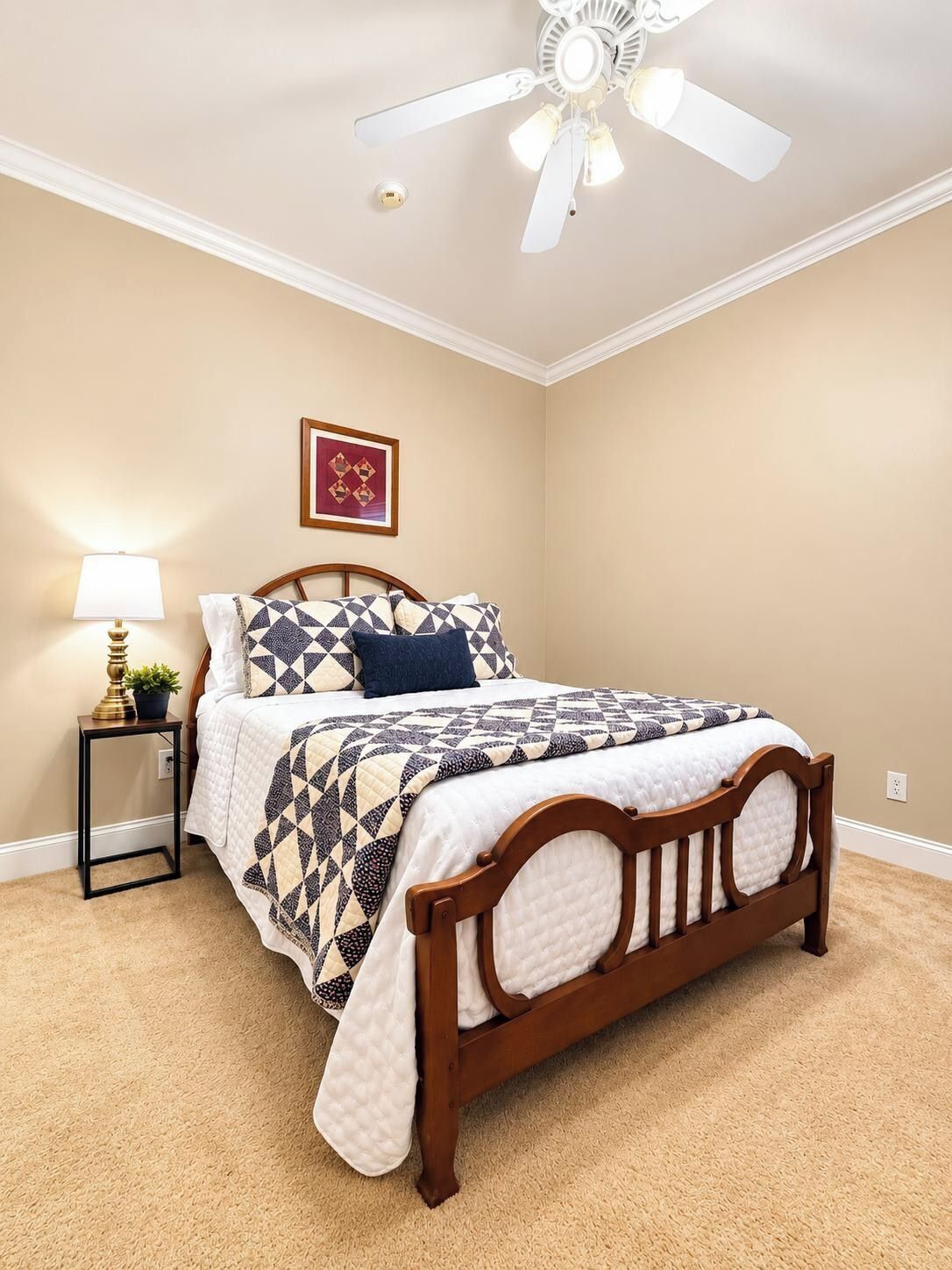 3 bedrooms, iron/ironing board, WiFi (free), bed sheets