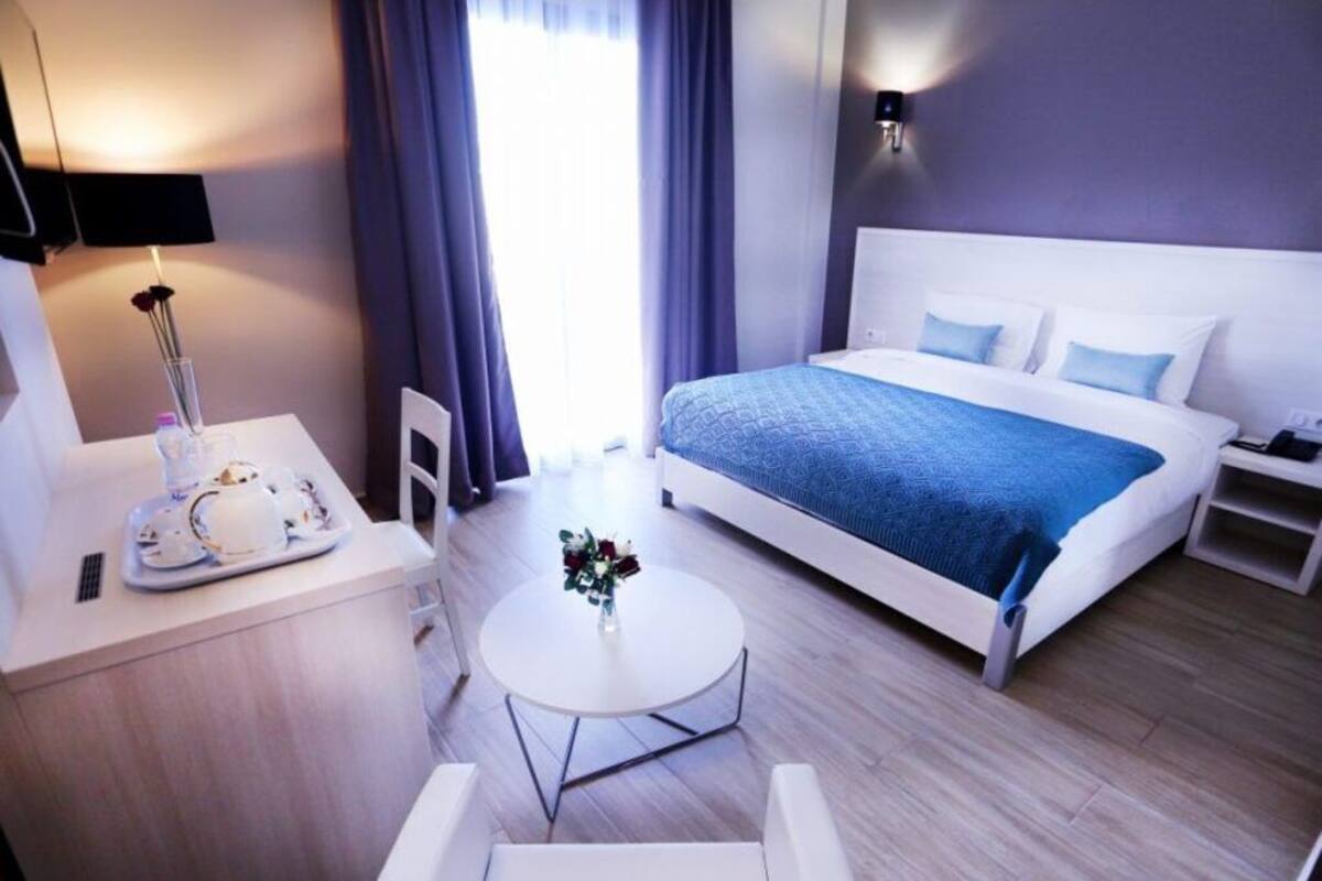 Classic Room, City View