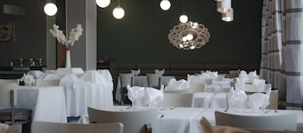 Hotel Le Zenith Oran