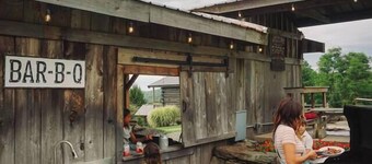 Jack Cabin - Views, Hot Tub, Fire Pit & Outdoors!