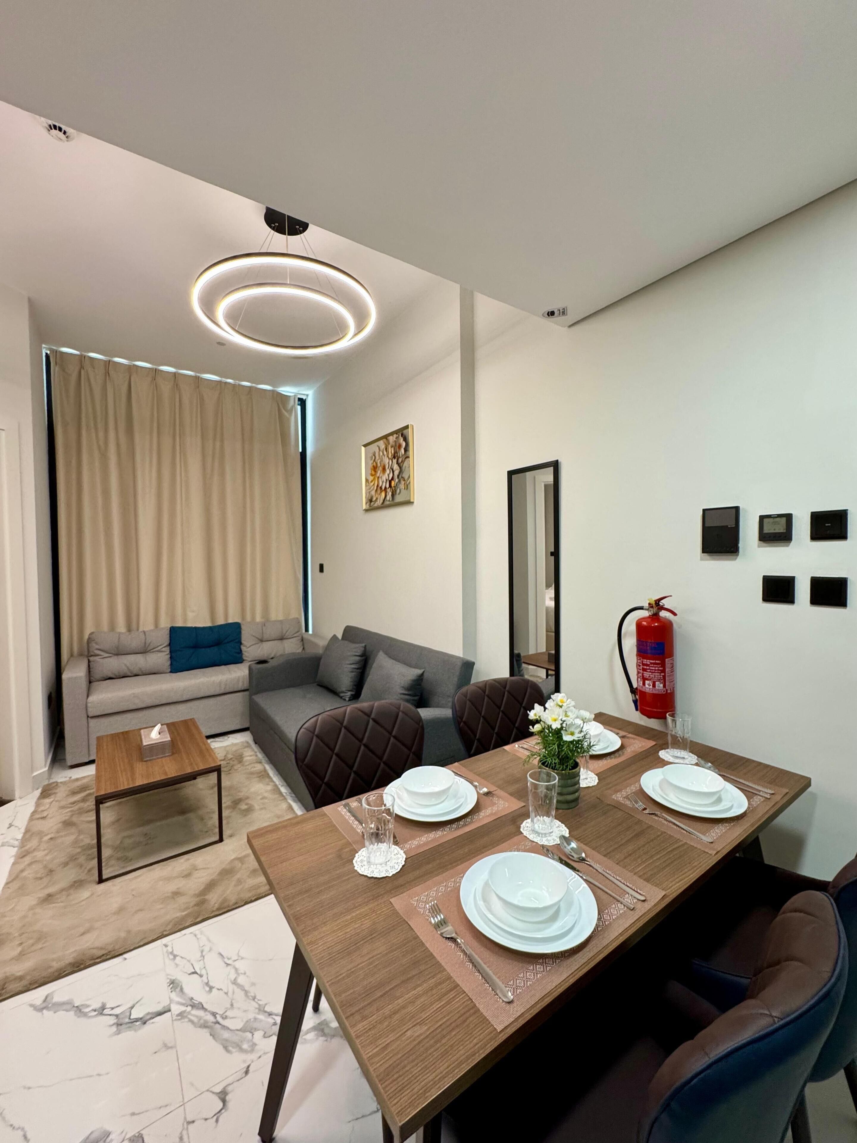 Luxury-Apartment, Balkon, Seeblick | Innenbereich