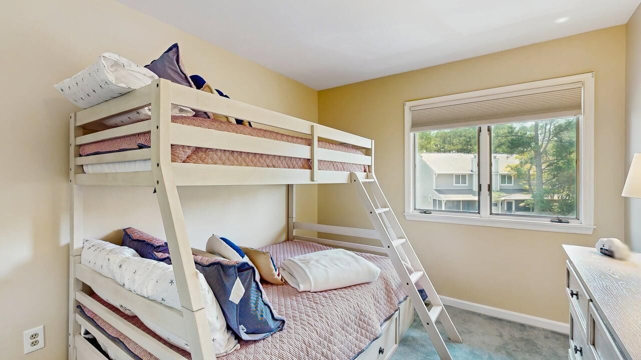 3 chambres, fer et planche à repasser, Wi-Fi, draps fournis