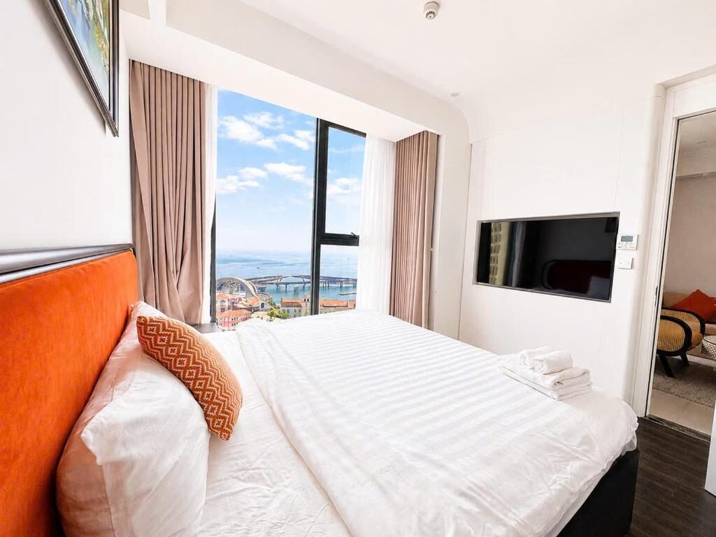 Familienapartment, Balkon, Meerblick | Schreibtisch, Verdunkelungsvorhänge, schallisolierte Zimmer
