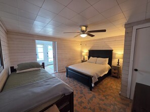 5 Schlafzimmer, Bügeleisen/Bügelbrett, WLAN, Bettwäsche