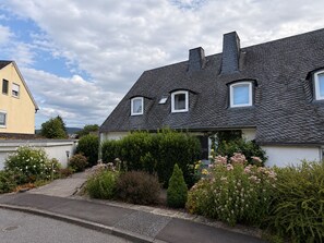 Esterni