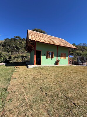 Exterior - Chalet, long live life!! A place of peace and tranquility. (Cambuí)