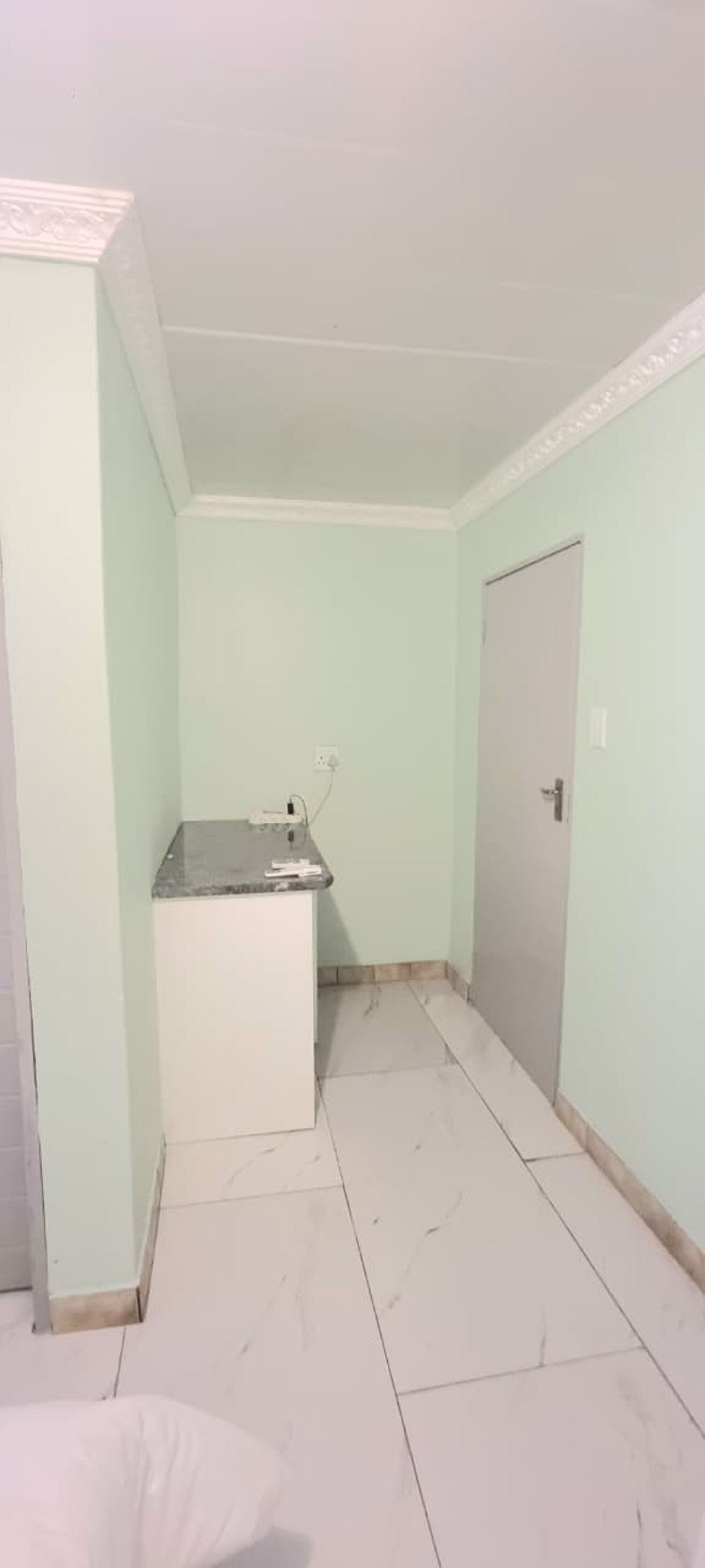 Iron/ironing board