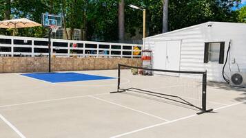 Sport court