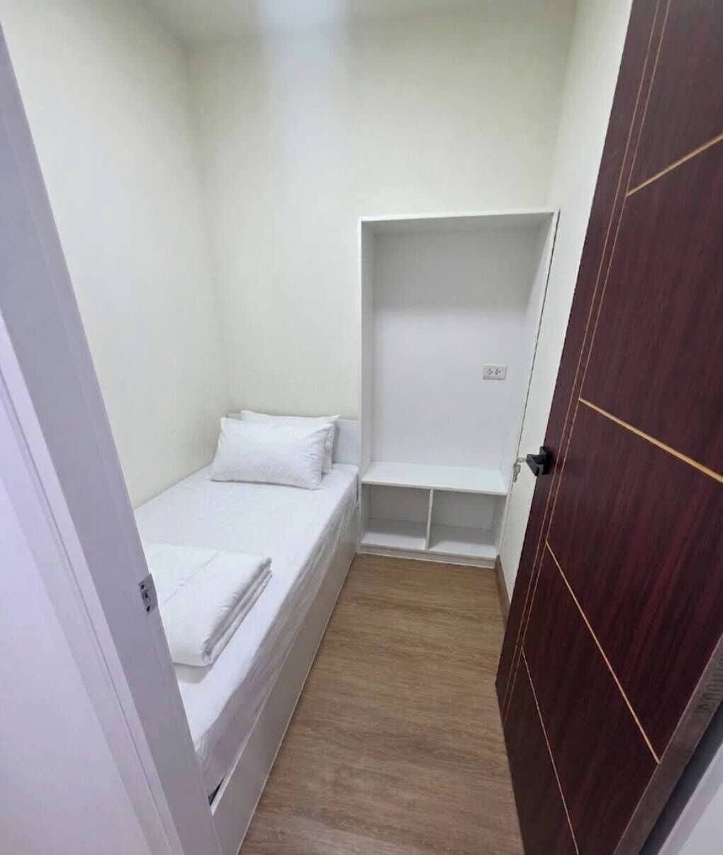 Basic Single Room