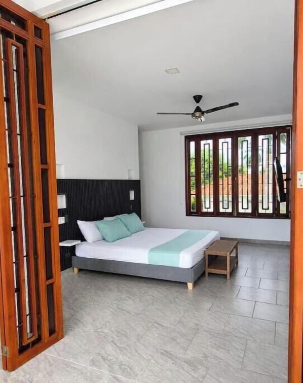 4 bedrooms, Internet, bed sheets