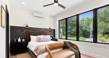 Charming Modern Studio Stay - Walk to Chevy Chase