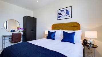1 bedroom, desk, iron/ironing board, free WiFi