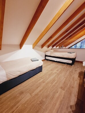 2 bedrooms, Internet, bed sheets