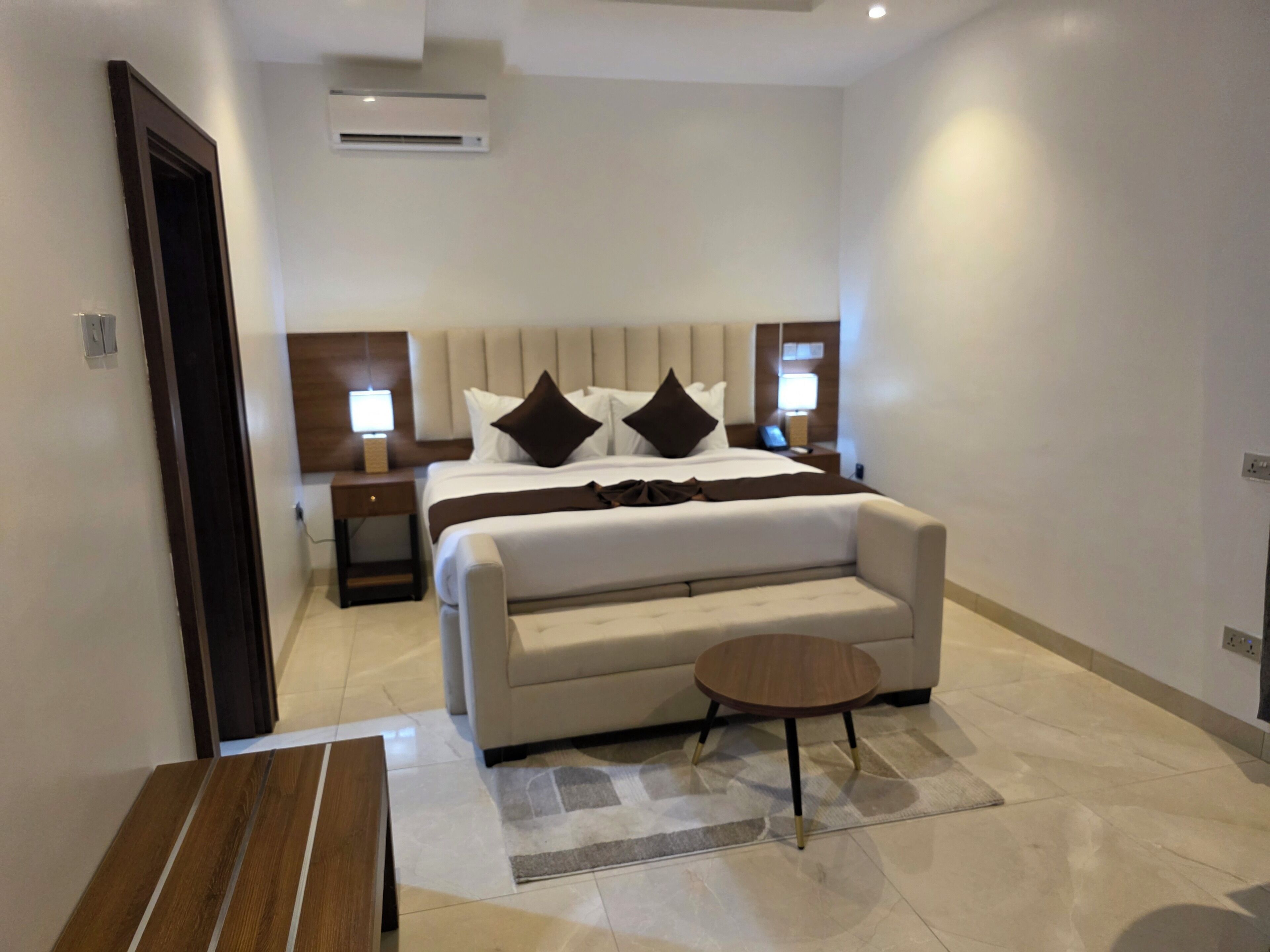 Habitació doble Comfort | Escriptori i wifi gratuïta 