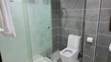 Towels, soap, shampoo, toilet paper
