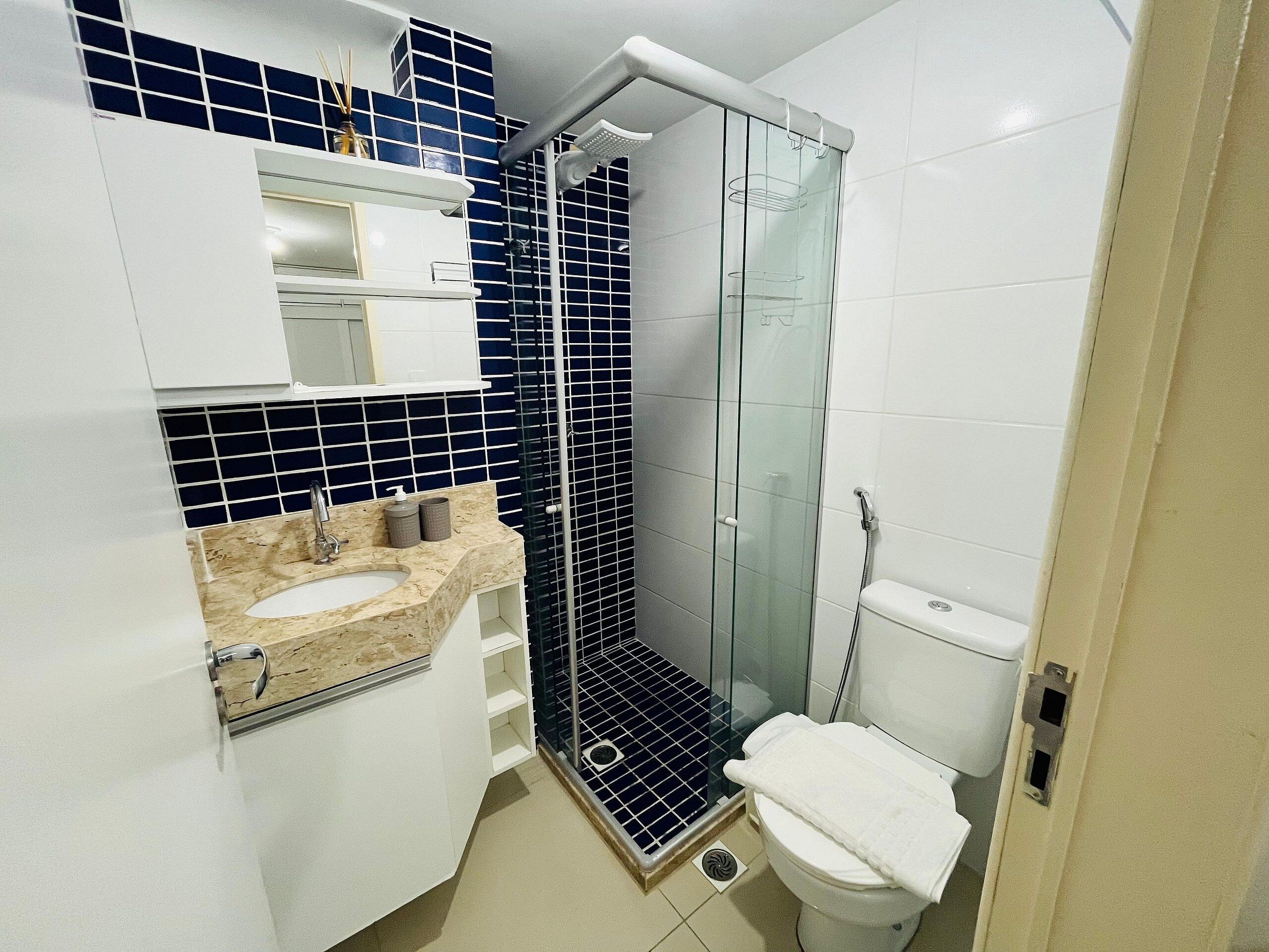 Family Apartment | Bathroom