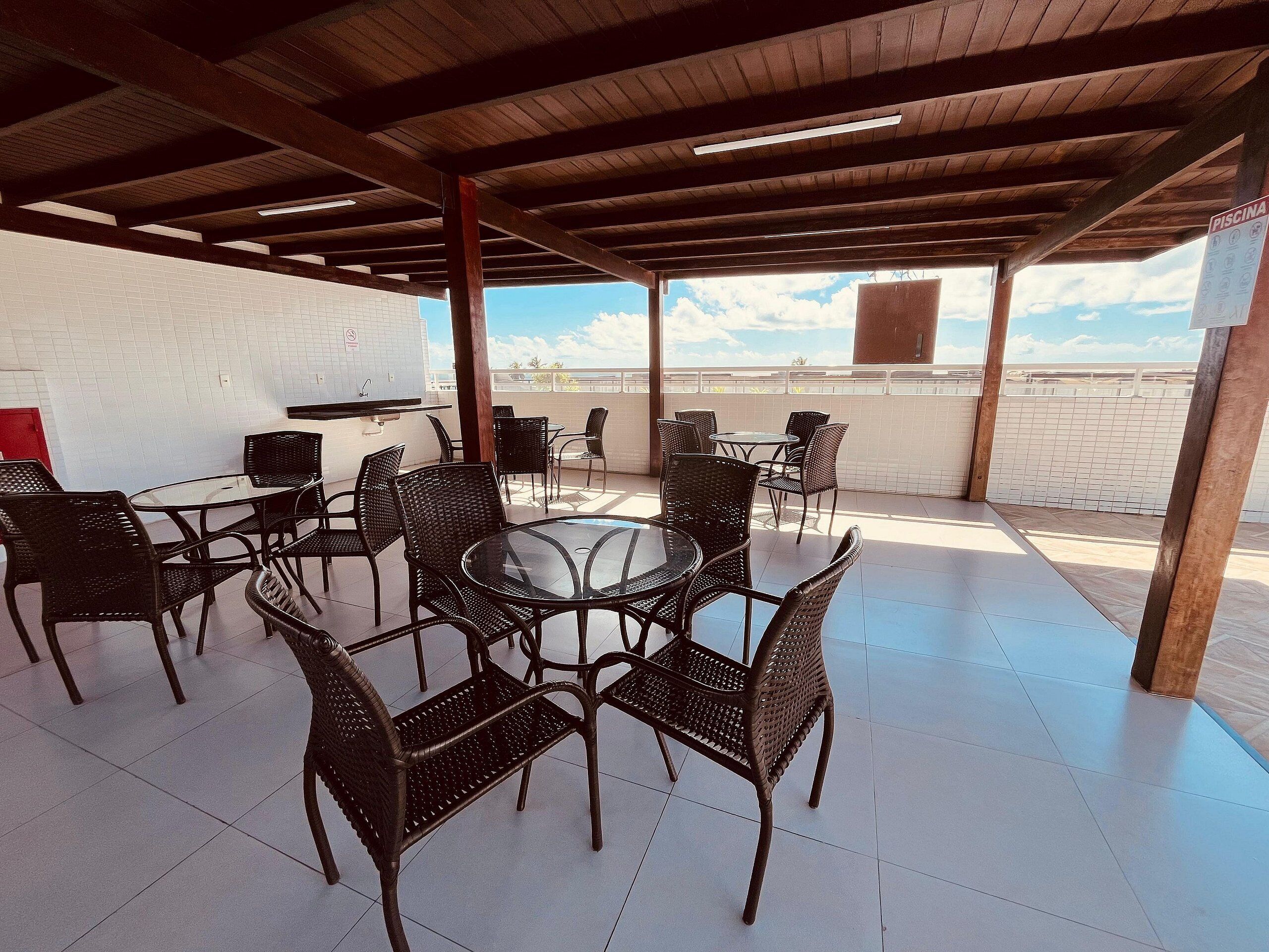 Family Apartment | Outdoor dining