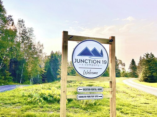 Junction 19 & Co. - Upper Site #1 - RV & Tents with 50amp service - On Trails