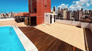 Apartamento | Piscina | Una piscina al aire libre