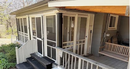 Amazing Location~Fenced In~Great Patio~ Fire Pit