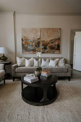 Lovely 2BR · Williams-Brice & Fort Jackson