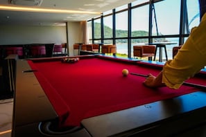 Game room - Blue Sea Hotel Luxury Suite Oceanfront Itapema SC (Itapema)