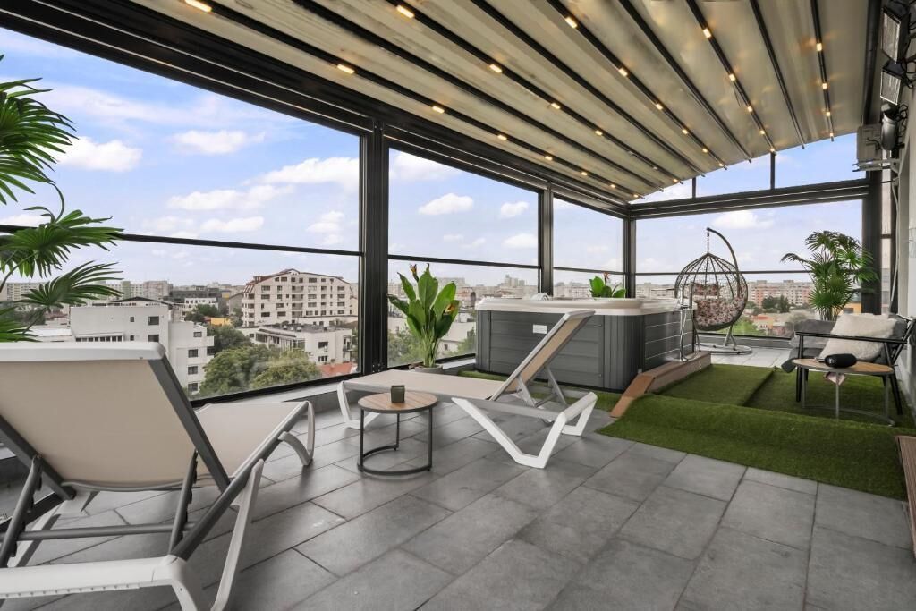 Ático de lujo, vistas a la ciudad | Interior