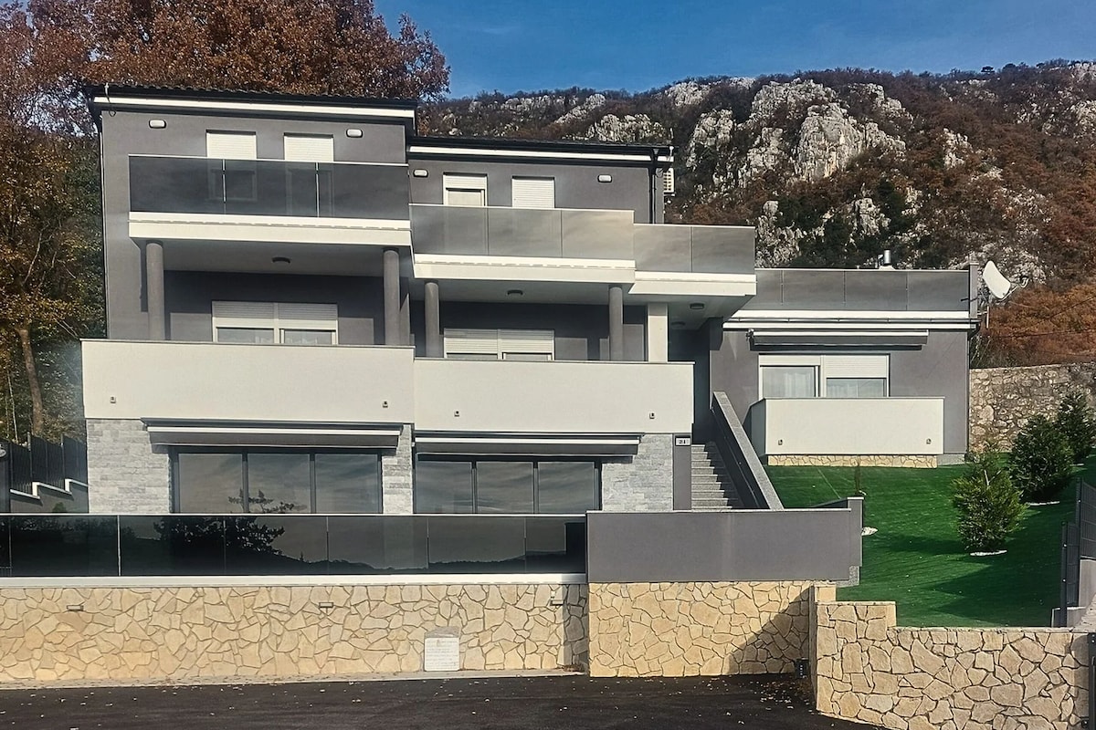 Villa (Villa Bribir - With Heated Pool, Jacu) | Exterior