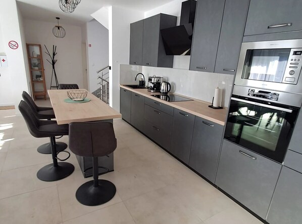 Villa (Villa Bribir - With Heated Pool, Jacu) | Cocina privada | Refrigerador 