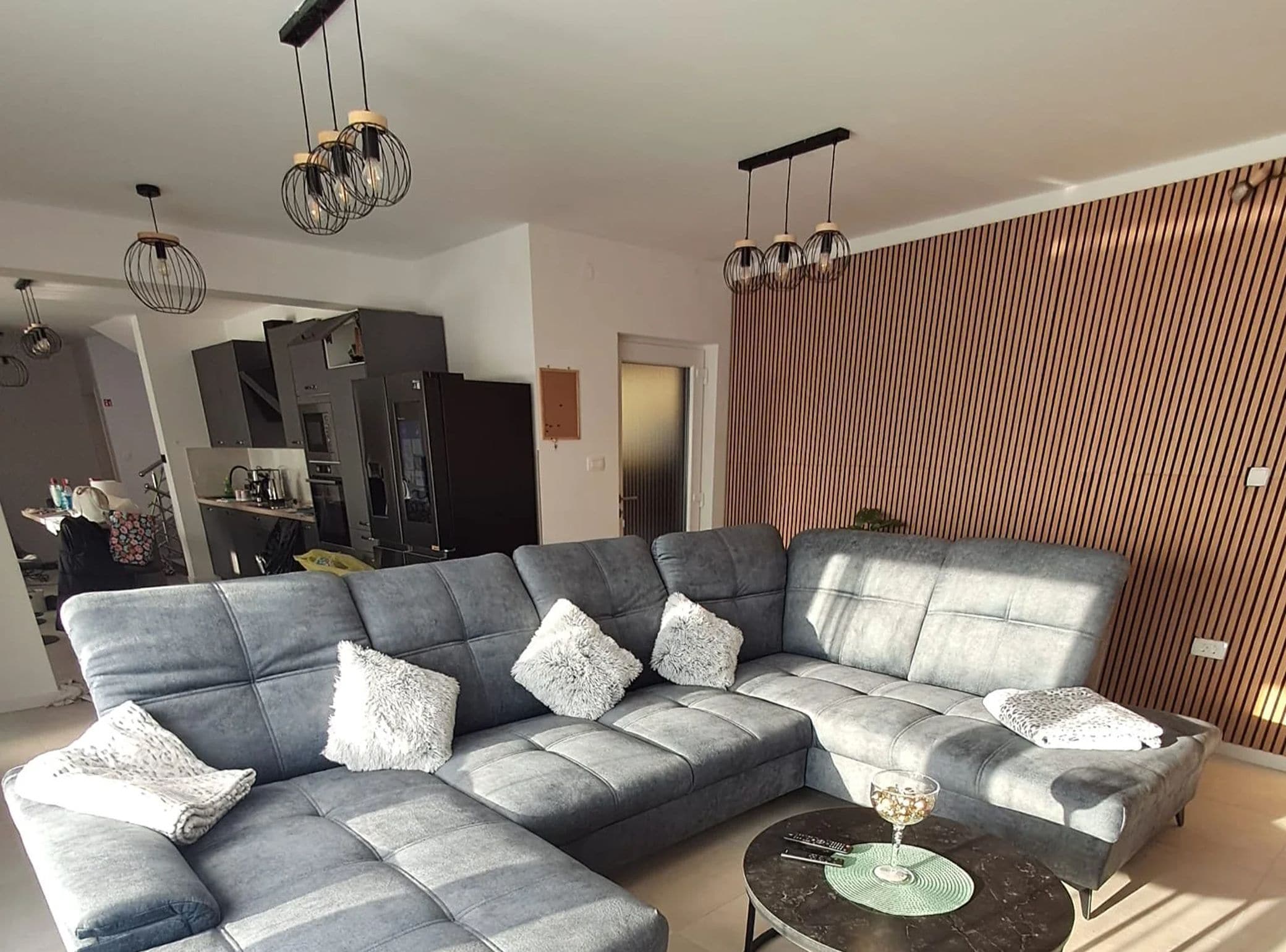 別墅 (Villa Bribir - With Heated Pool, Jacu) | 客廳 | 32-吋平面電視，提供衛星頻道