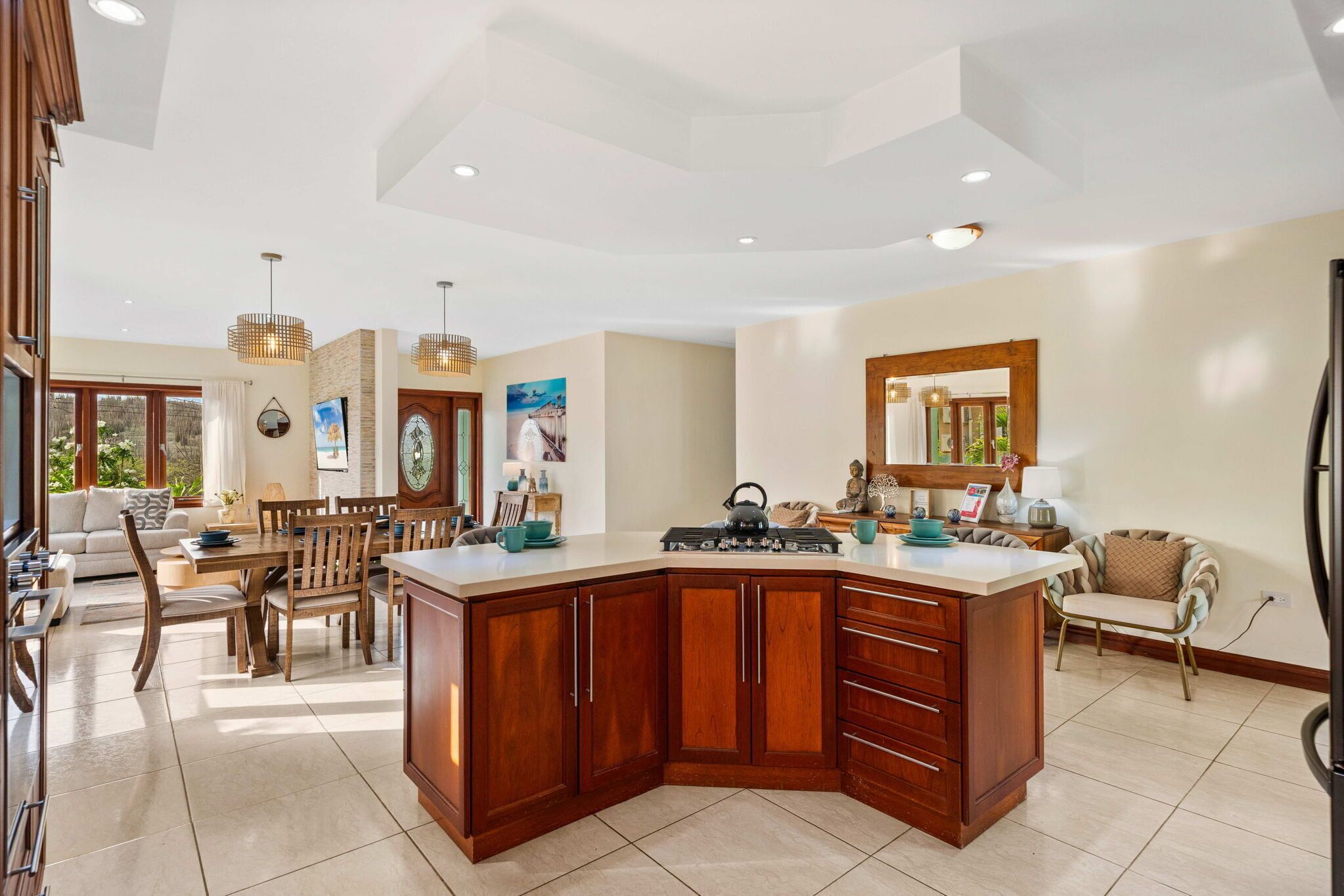 House (5 Bedrooms) | Property amenity
