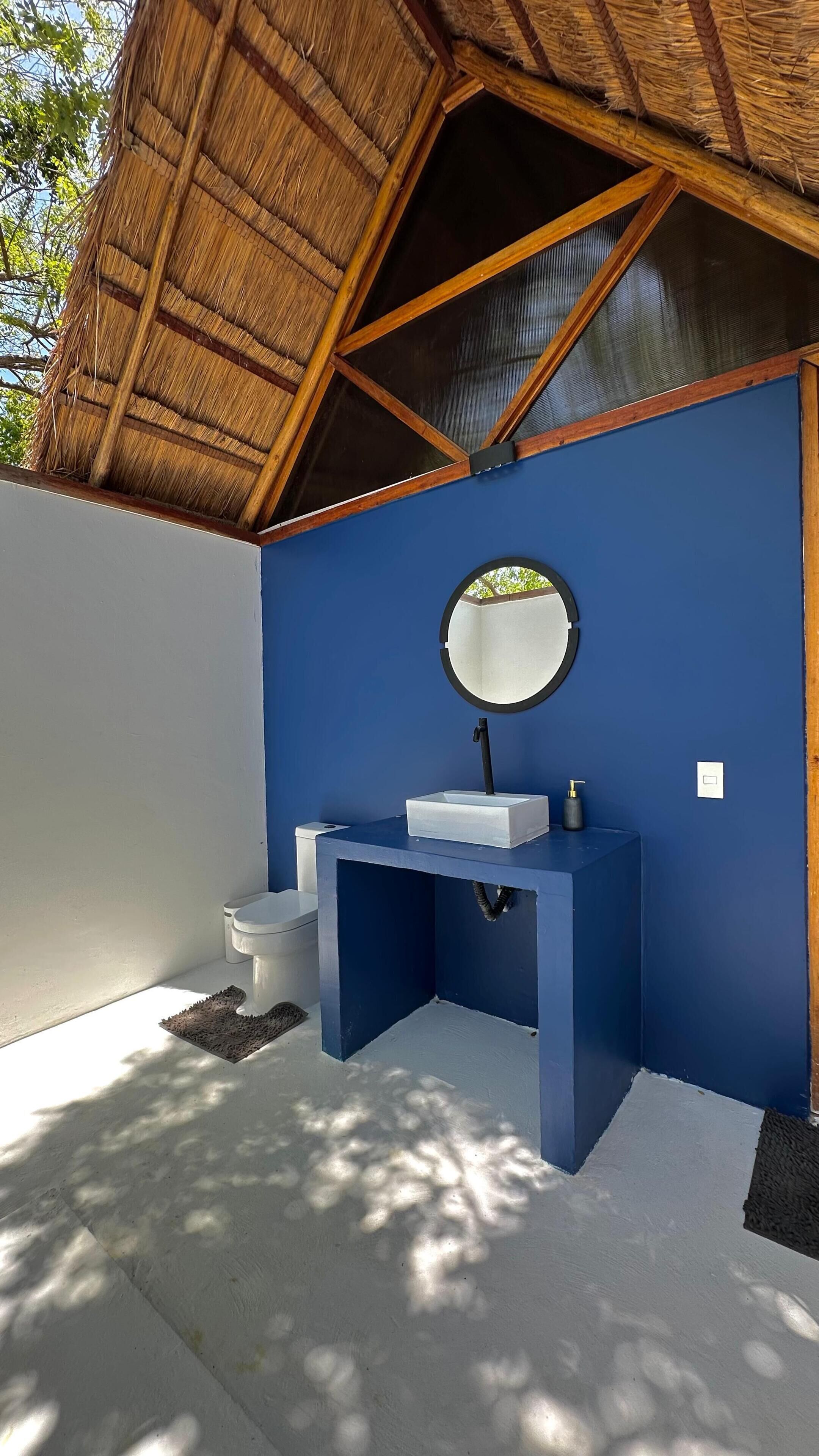 Luxury Cabin, Sea View | Bathroom | Shower, free toiletries, towels, soap