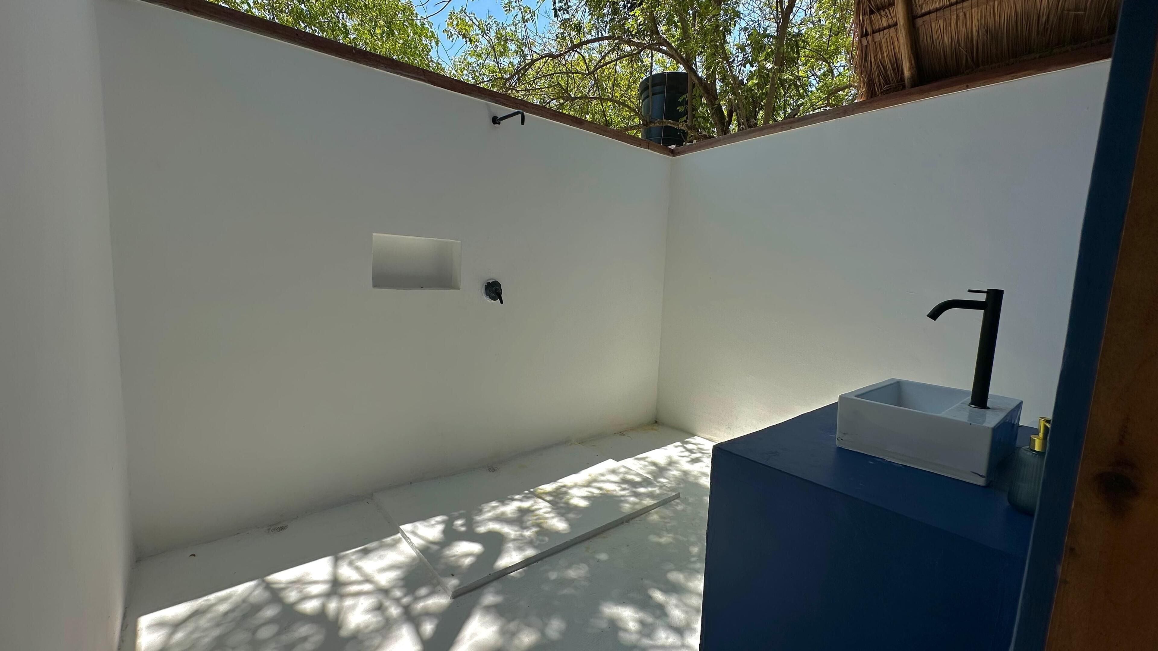Luxury Cabin, Sea View | Property grounds