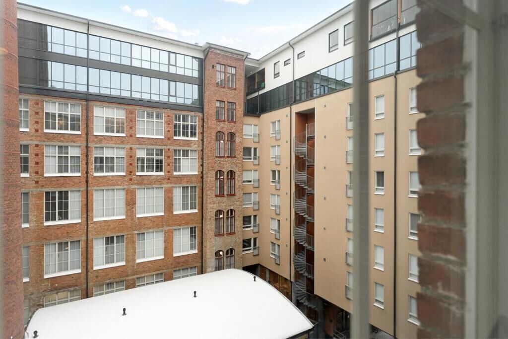 Condo superior, vista para o pátio | Parte interna