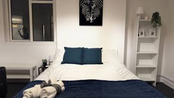 1 bedroom, iron/ironing board, Internet, bed sheets