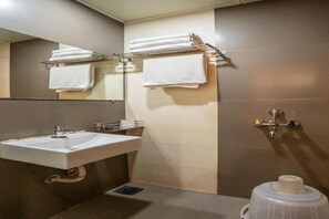 Bathroom - Hotel Royace Executive By Glitz Hotels (Mumbai)