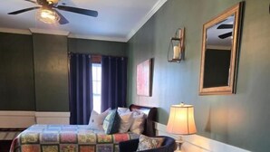 Unclassified image, 5 of 33, button - The Firehouse Inn (Barre)