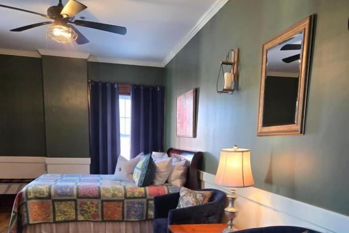 Blackout curtains, iron/ironing board, free WiFi