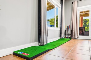 Unclassified image, 4 of 95, button - FUN TIMES LUXURY RESORT-13BD/8.5BA-SLEEPS 36-LAKEFRONT-POOL-ARCADE-MARINA (Jacksboro)