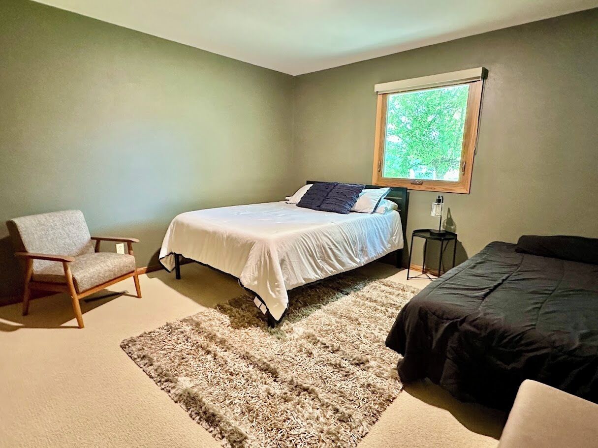 2 bedrooms, WiFi, bed sheets
