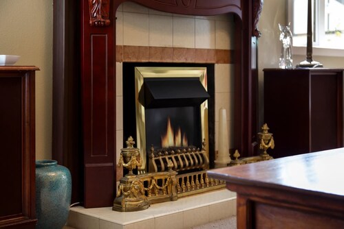 Spacious Family Retreat Near Cornwall Park