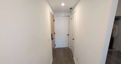 Cozy 1-bedroom condo with AC in superb Toronto location