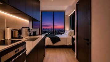 Iron/ironing board, travel crib, WiFi, bed sheets
