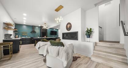 Great Divide Lodge - Luxury Colorado Country Retreat Near Grand Junction