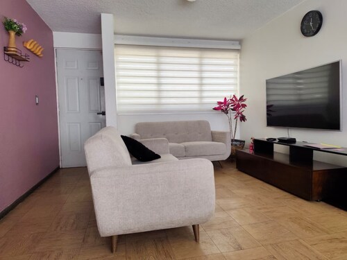 Cozy apartment | 250 Mbps Wi-Fi | Parking | 24/7 security | Mexico City train